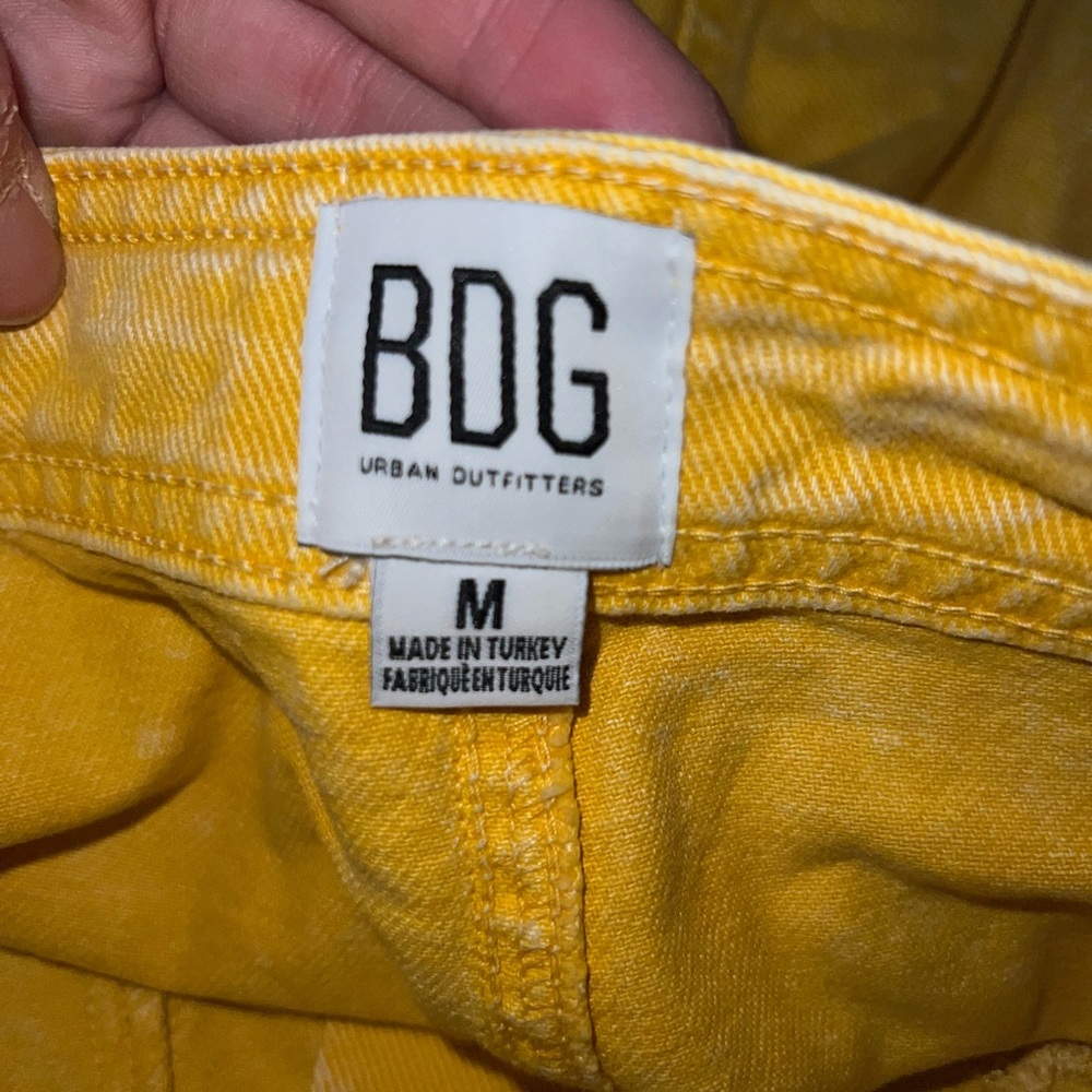 BDG Urban Outfitters Yellow Acid Wash Denim Mini Skirt Size Medium - Picture 6 of 6